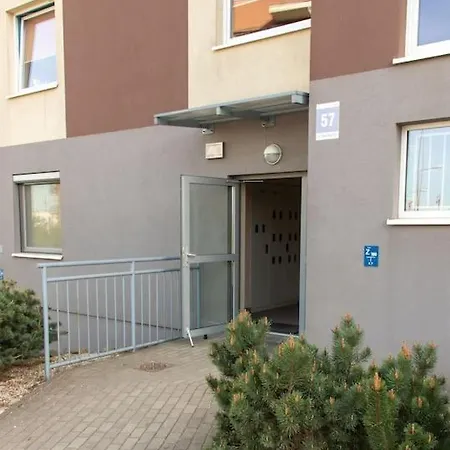 Appartement Rodzinne Mieszkanie 2-pokojowe 50m2 Z Bezplatnym Prywatnym Parkingiem I Balkonem