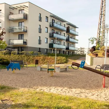 Apartment Rodzinne Duze Mieszkanie 50m2 Z Balkonem I Bezplatnym Prywatnym Parkingiem *