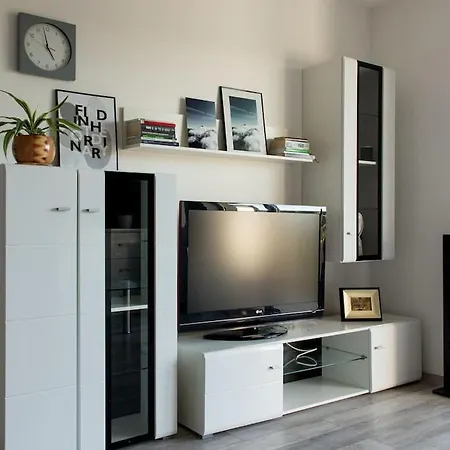 Rodzinne Mieszkanie 2-pokojowe 50m2 Z Bezplatnym Prywatnym Parkingiem I Balkonem