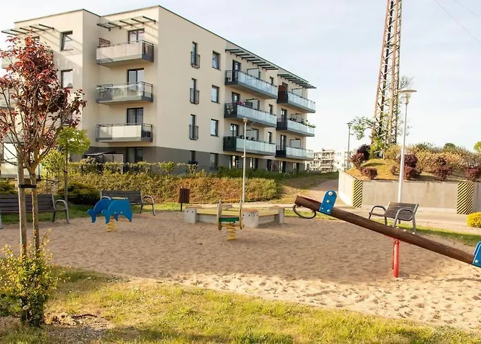 Apartman Rodzinne Mieszkanie 2-pokojowe 50m2 Z Bezplatnym Prywatnym Parkingiem I Balkonem *